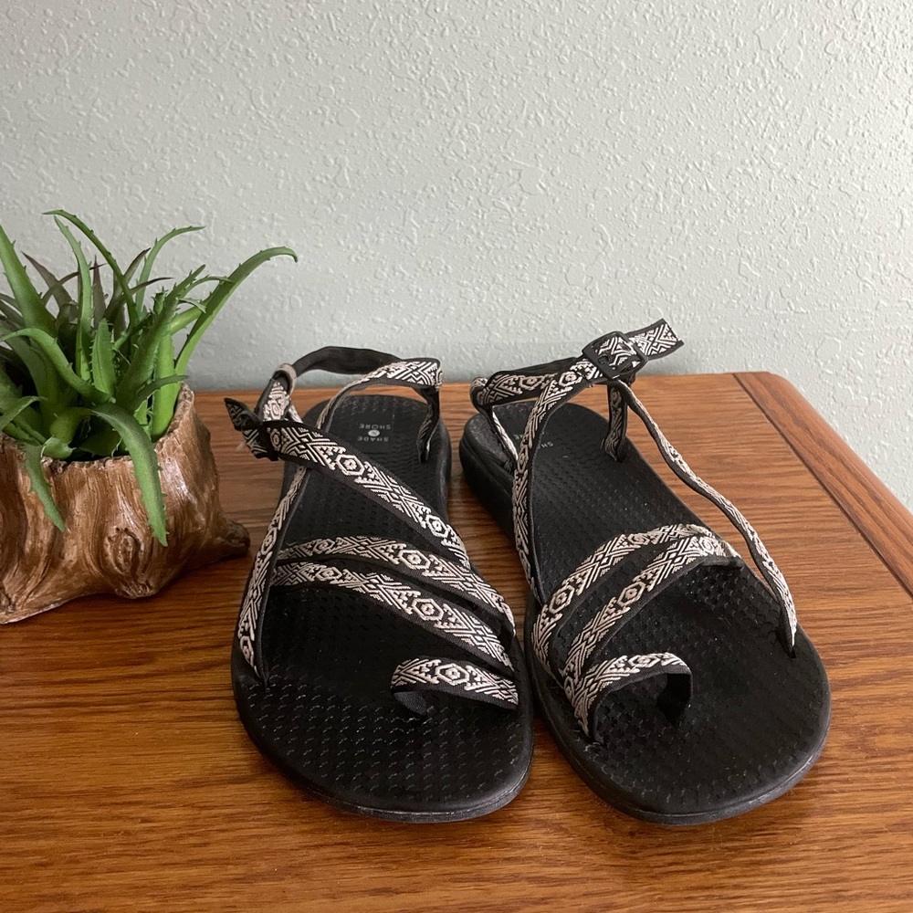 Shade and Shore Sandals